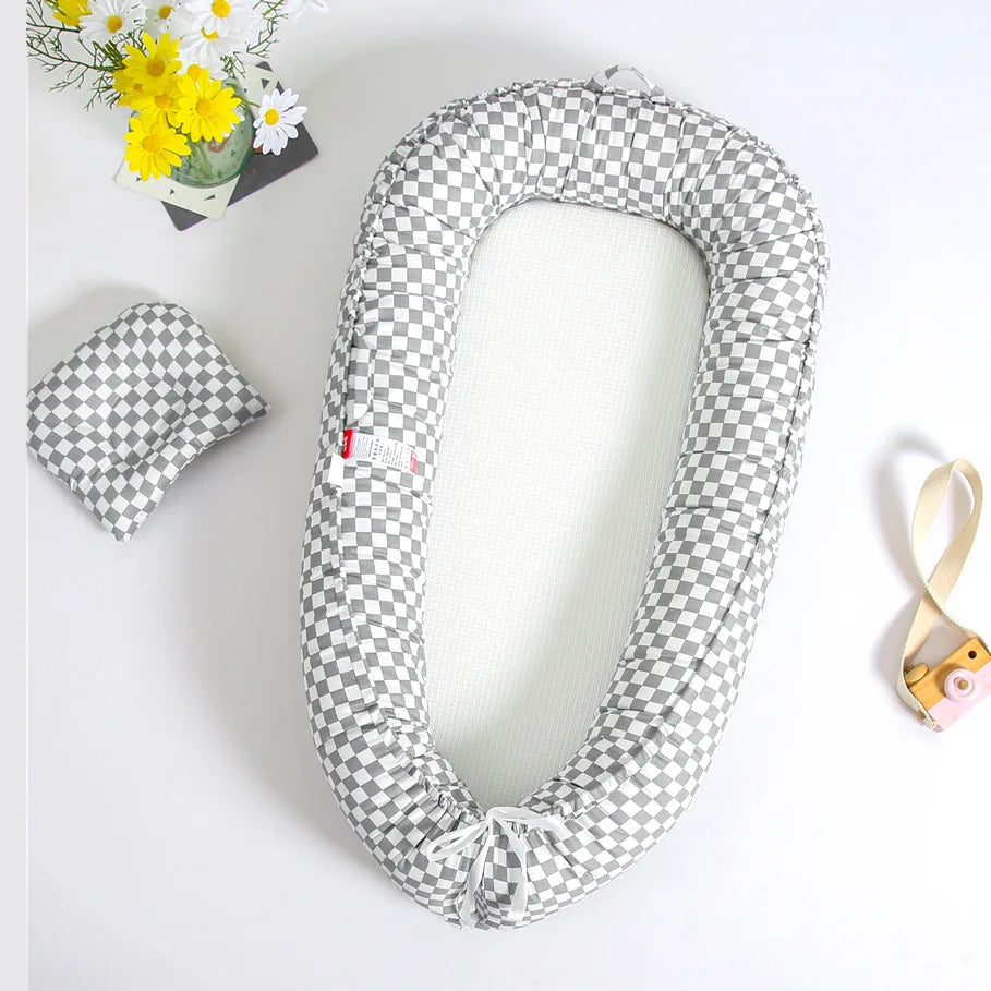 INS Breathable Double-sided Baby Lounger Portable Newborn Cot Bed Nest Travel Crib with Pillow for Infant
