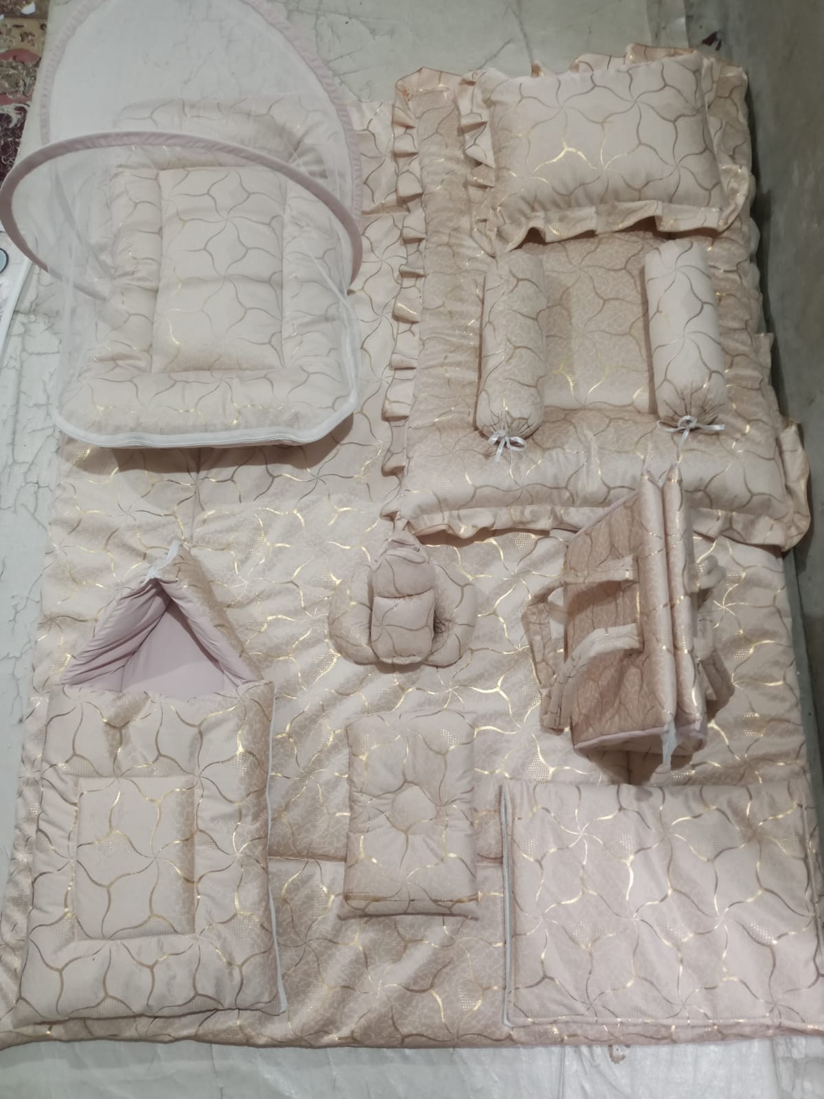 Luxury 12-Piece Velvet Baby Bedding Set with Mosquito Net & Travel Bag – Royal Design