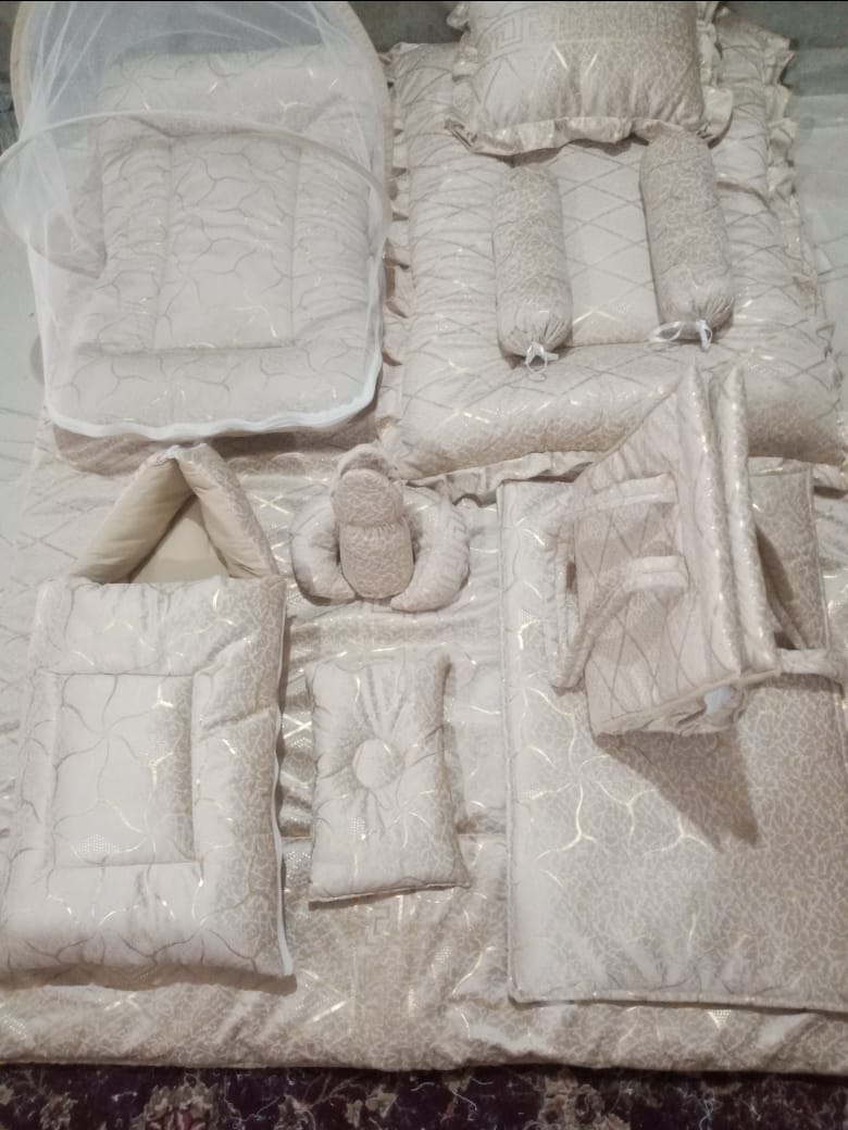 Luxury 12-Piece Velvet Baby Bedding Set with Mosquito Net & Travel Bag – Royal Design