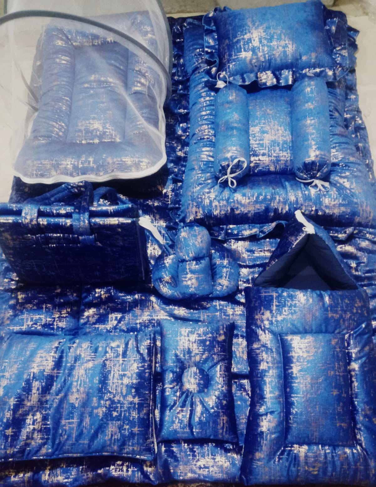Luxury 12-Piece Velvet Baby Bedding Set with Mosquito Net & Travel Bag – Royal Design