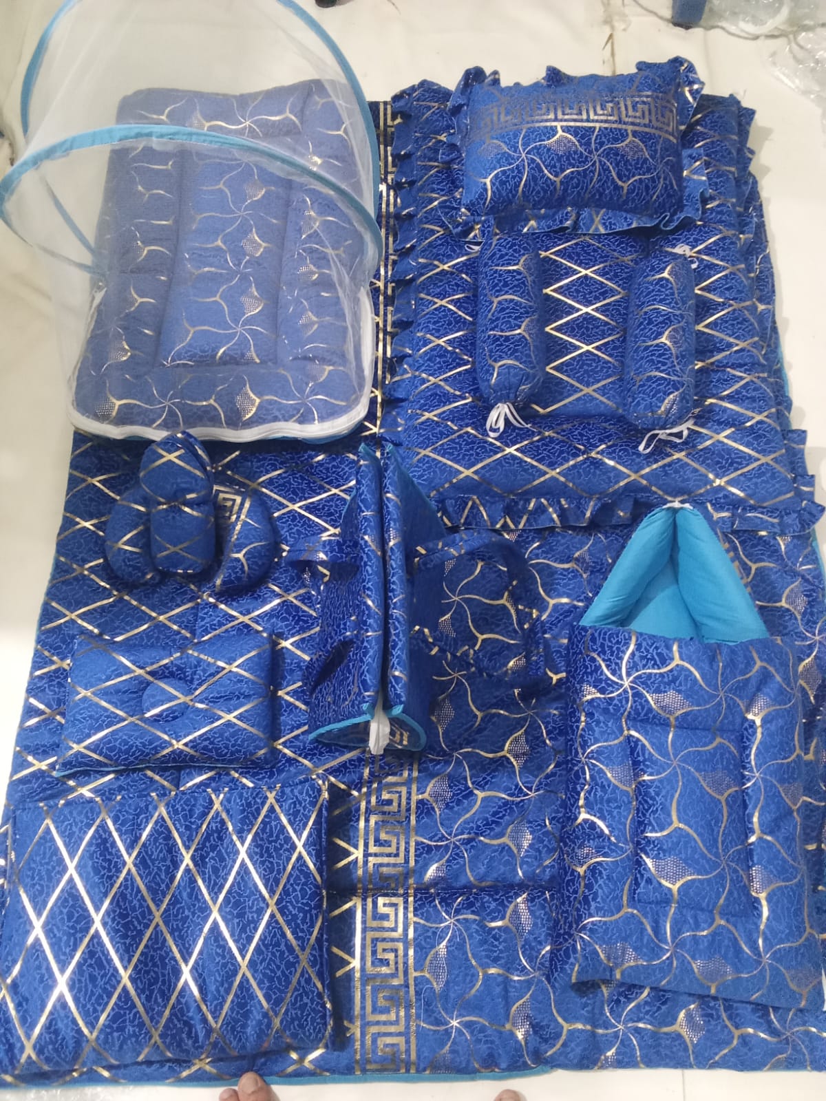 Luxury 12-Piece Velvet Baby Bedding Set with Mosquito Net & Travel Bag – Royal Design